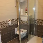 Lucky With Jacuzzi Apartment *