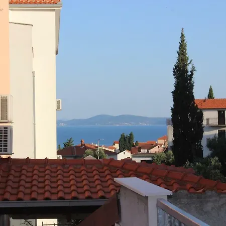 Apartmán Lucky With Jacuzzi Trogir