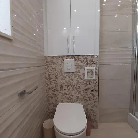 شقة Lucky With Jacuzzi تروغير