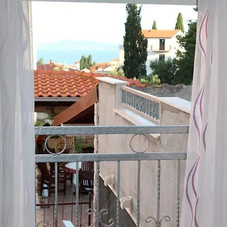 Lucky With Jacuzzi *