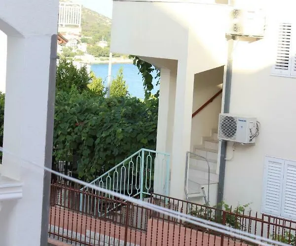 Appartement Lucky With Jacuzzi *